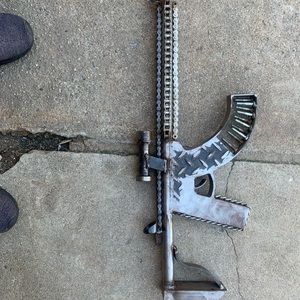 Im selling my gun sculpture A K 47